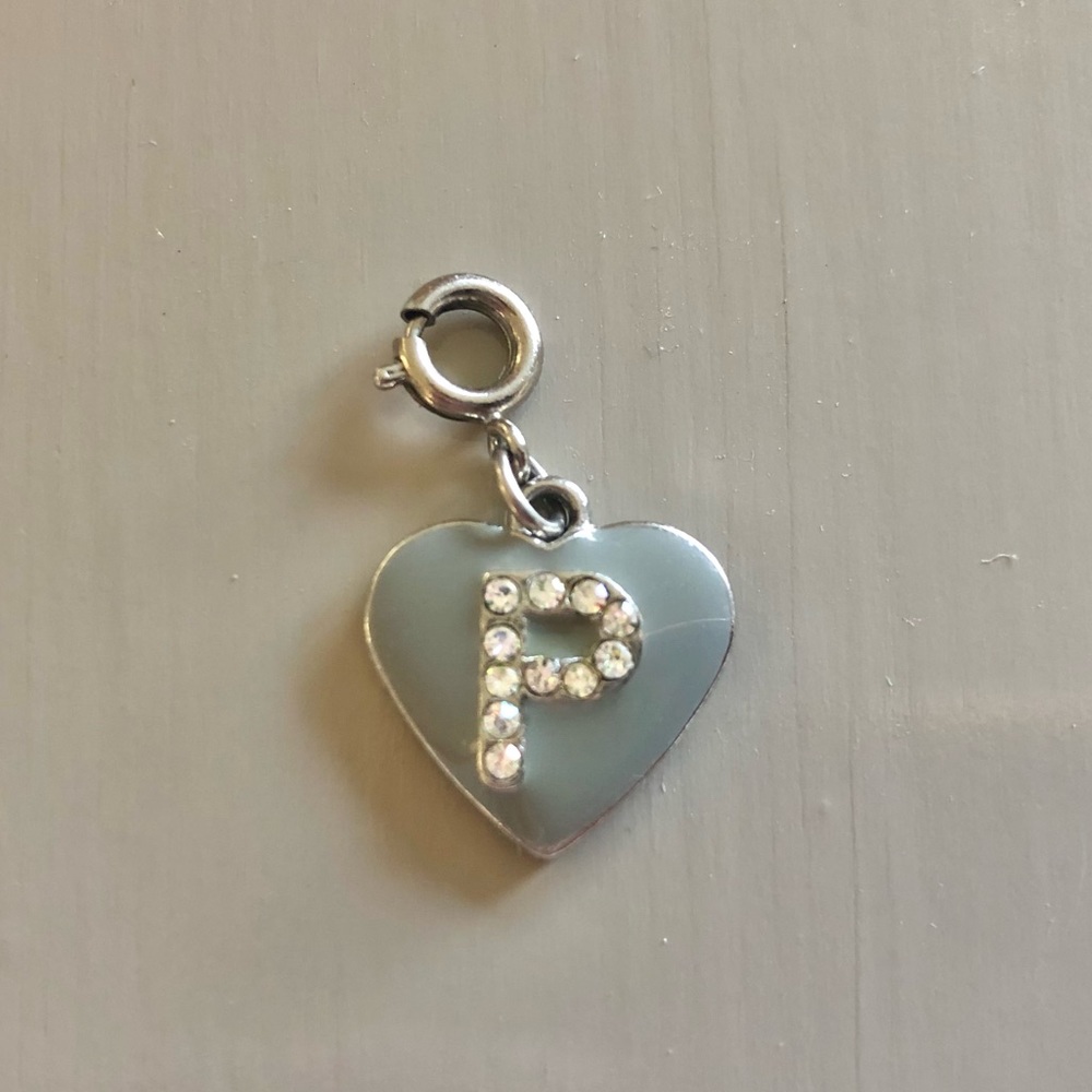 Hello Kitty Charm Bracelet - Picture 4 of 12